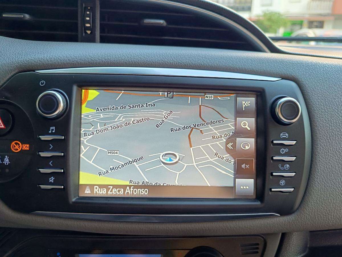 toyota-yaris-2020-hibrido-a-gasolina-1497cc