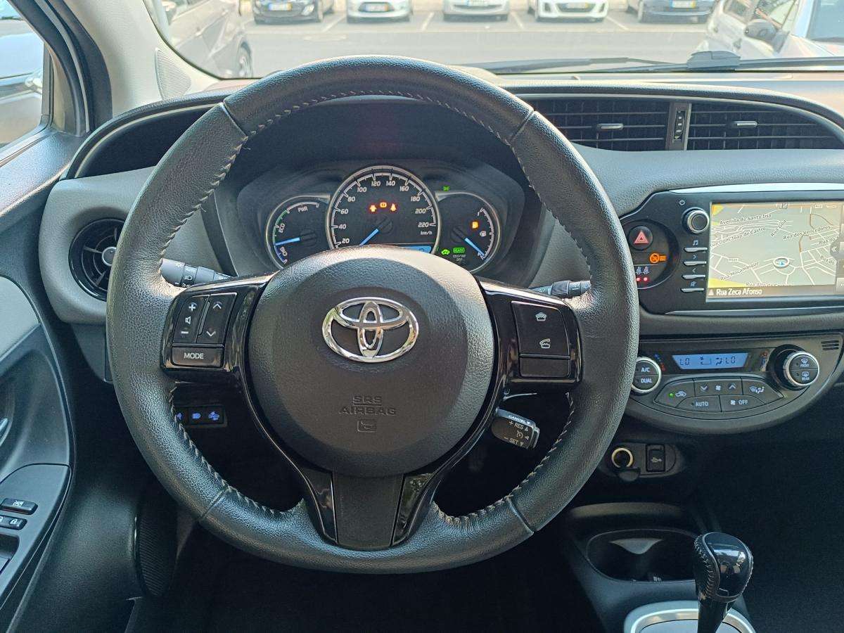 toyota-yaris-2020-hibrido-a-gasolina-1497cc