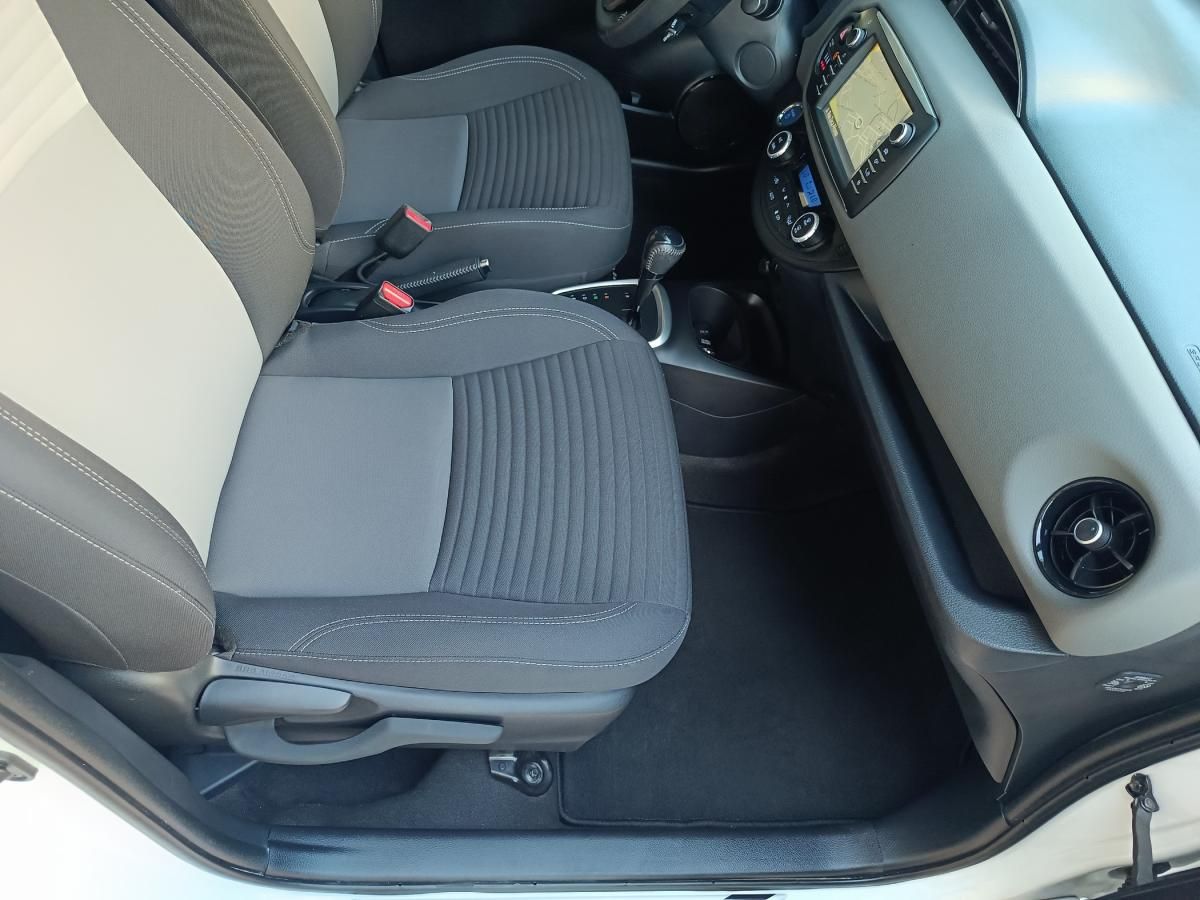 toyota-yaris-2020-hibrido-a-gasolina-1497cc