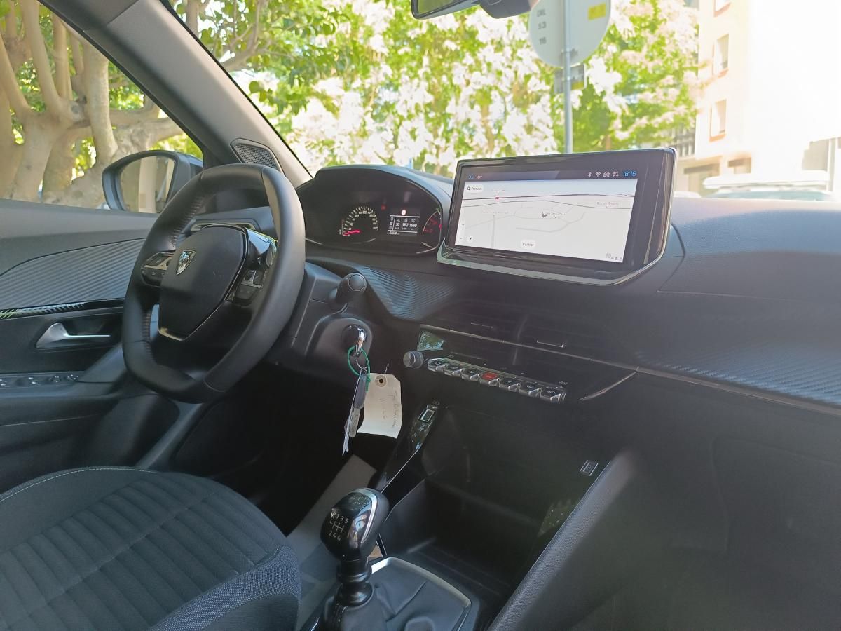 peugeot-2008-2024-gasolina-1199cc