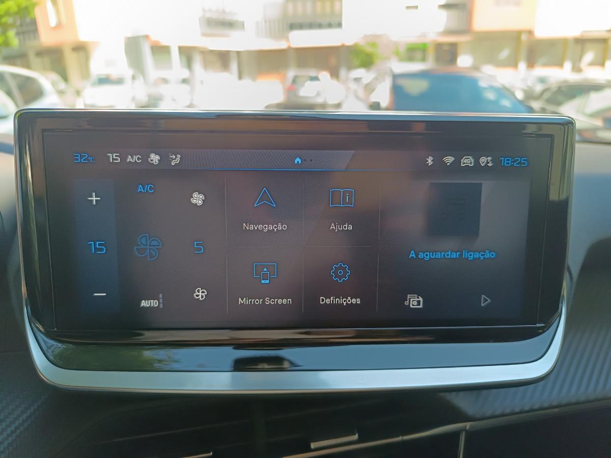 peugeot-2008-2024-gasolina-1199cc