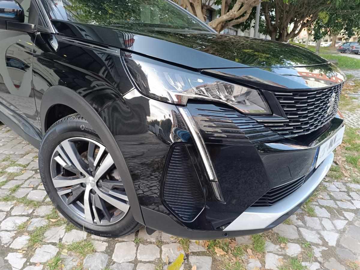 peugeot-5008-2023-gasolina-1199cc