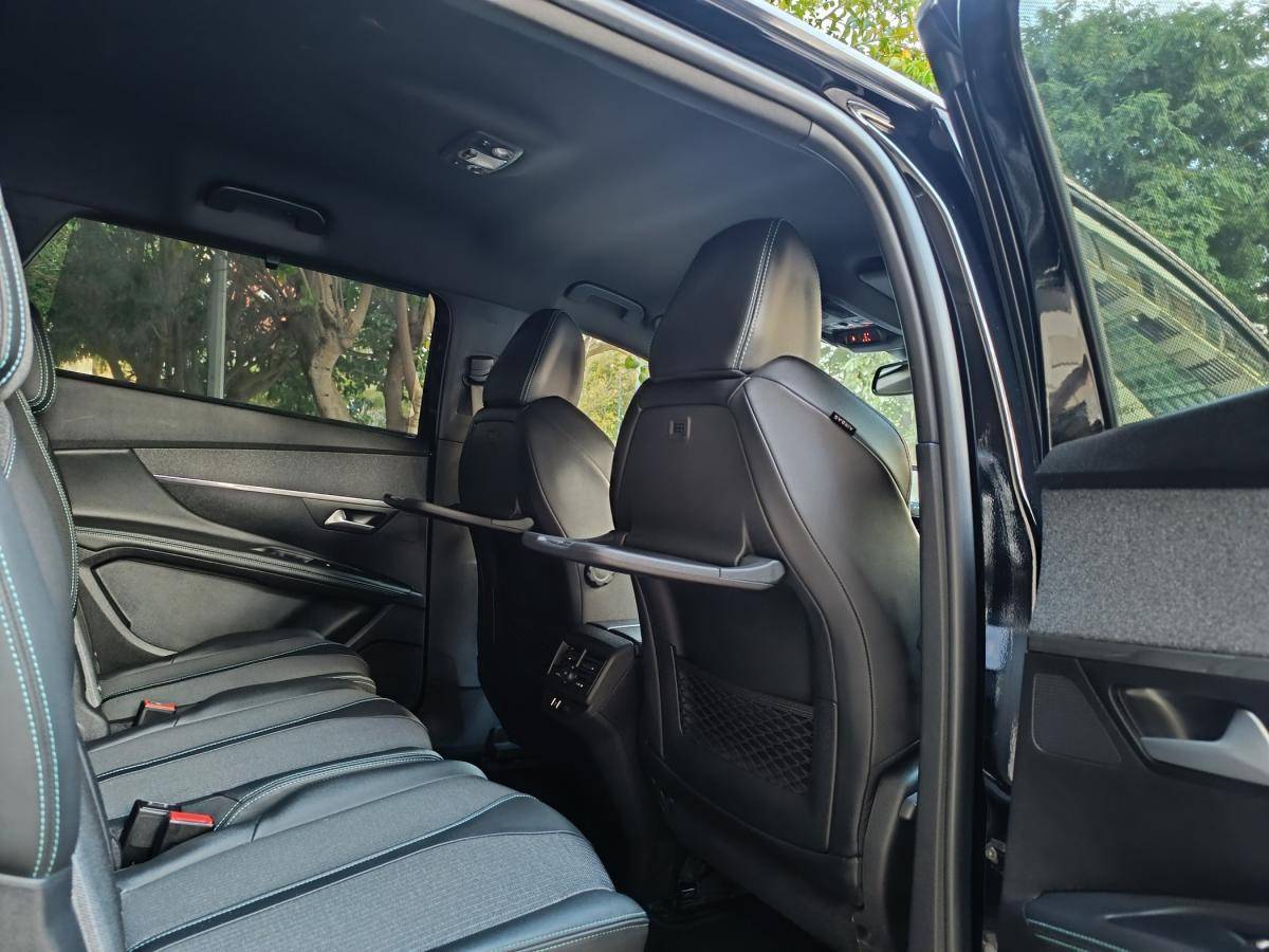 peugeot-5008-2023-gasolina-1199cc