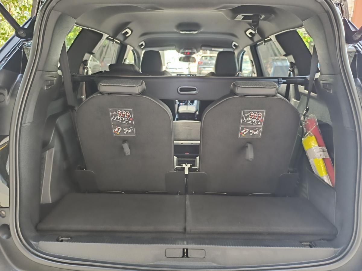 peugeot-5008-2023-gasolina-1199cc