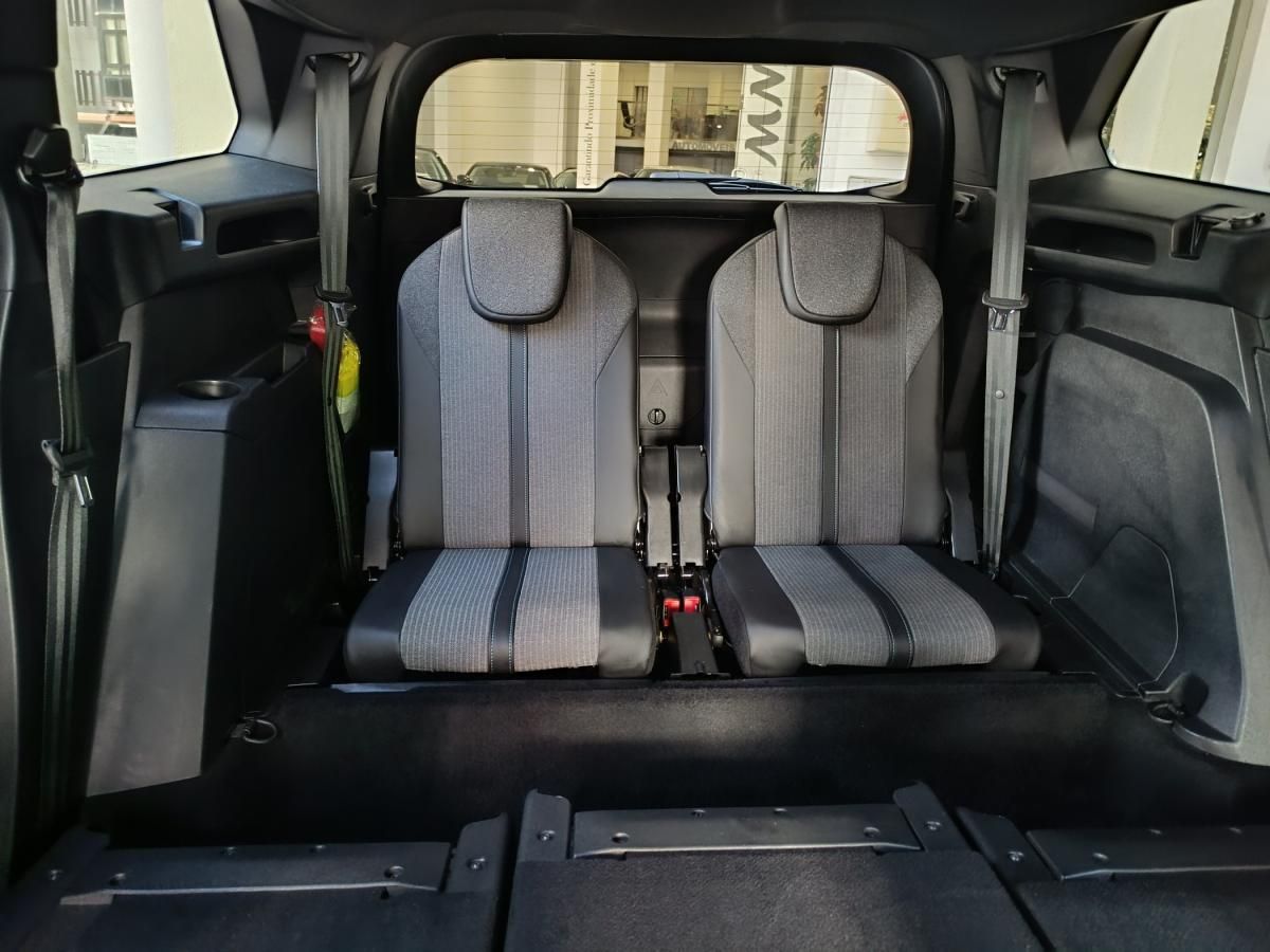 peugeot-5008-2023-gasolina-1199cc