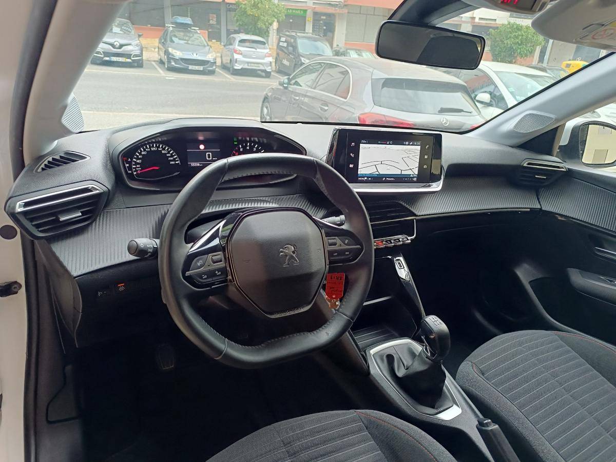 peugeot-208-2021-gasolina-1199cc