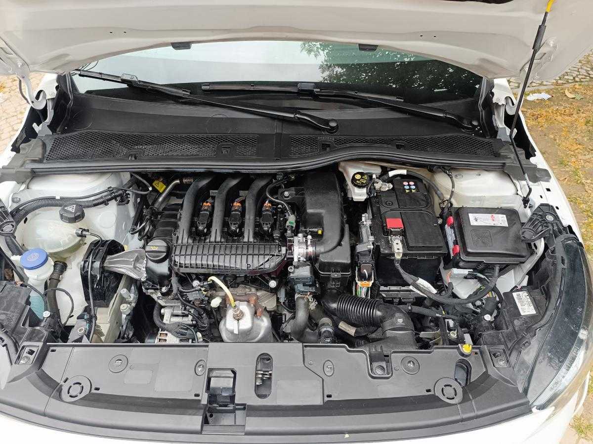 peugeot-208-2021-gasolina-1199cc