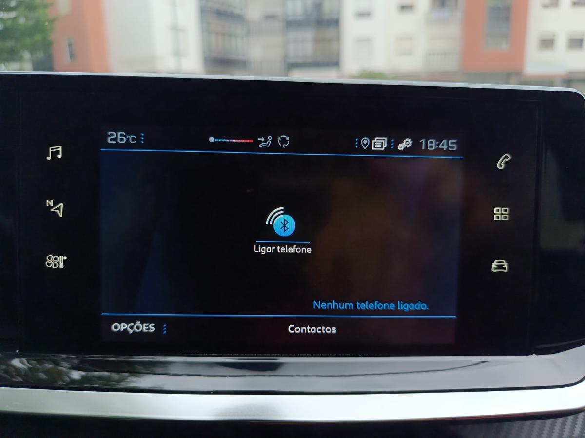peugeot-208-2021-gasolina-1199cc