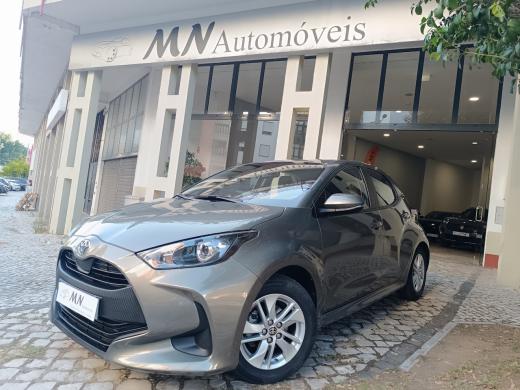 toyota-yaris-2023-gasolina-998cc