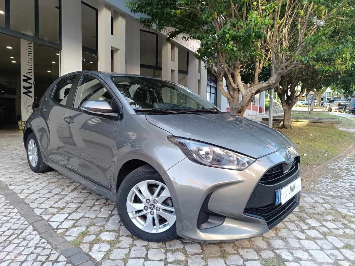 toyota-yaris-2023-gasolina-998cc