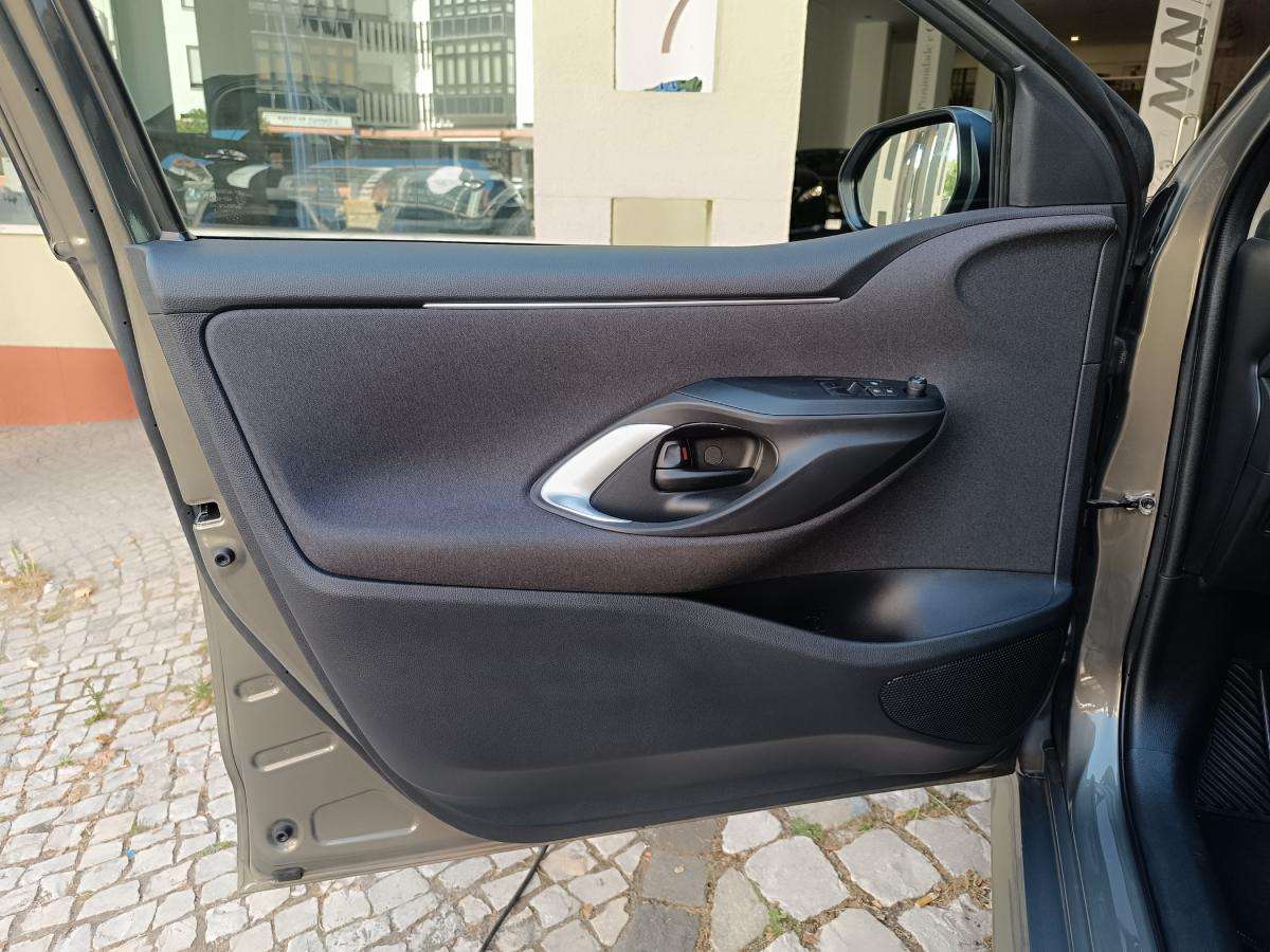 toyota-yaris-2023-gasolina-998cc