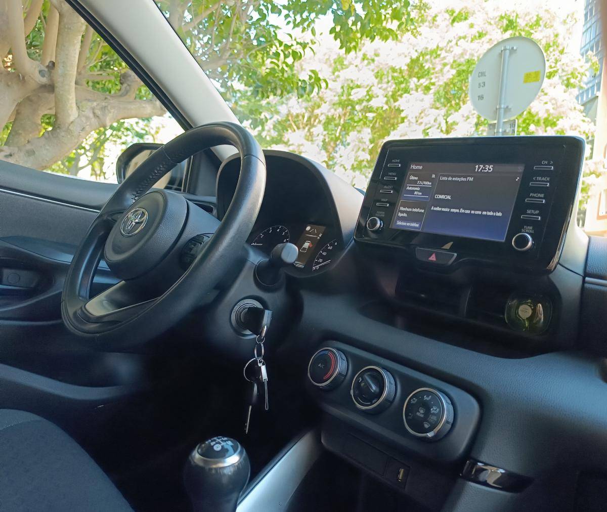toyota-yaris-2023-gasolina-998cc