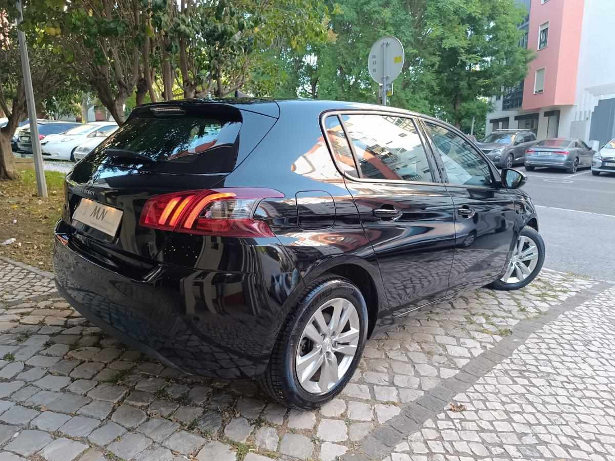 peugeot-308-2021-gasolina-1199cc