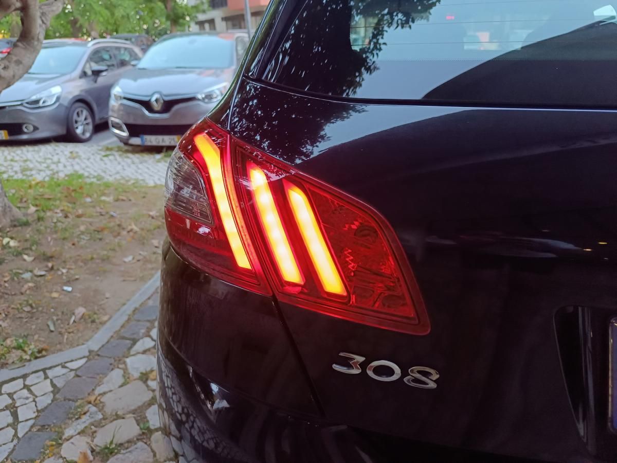 peugeot-308-2021-gasolina-1199cc