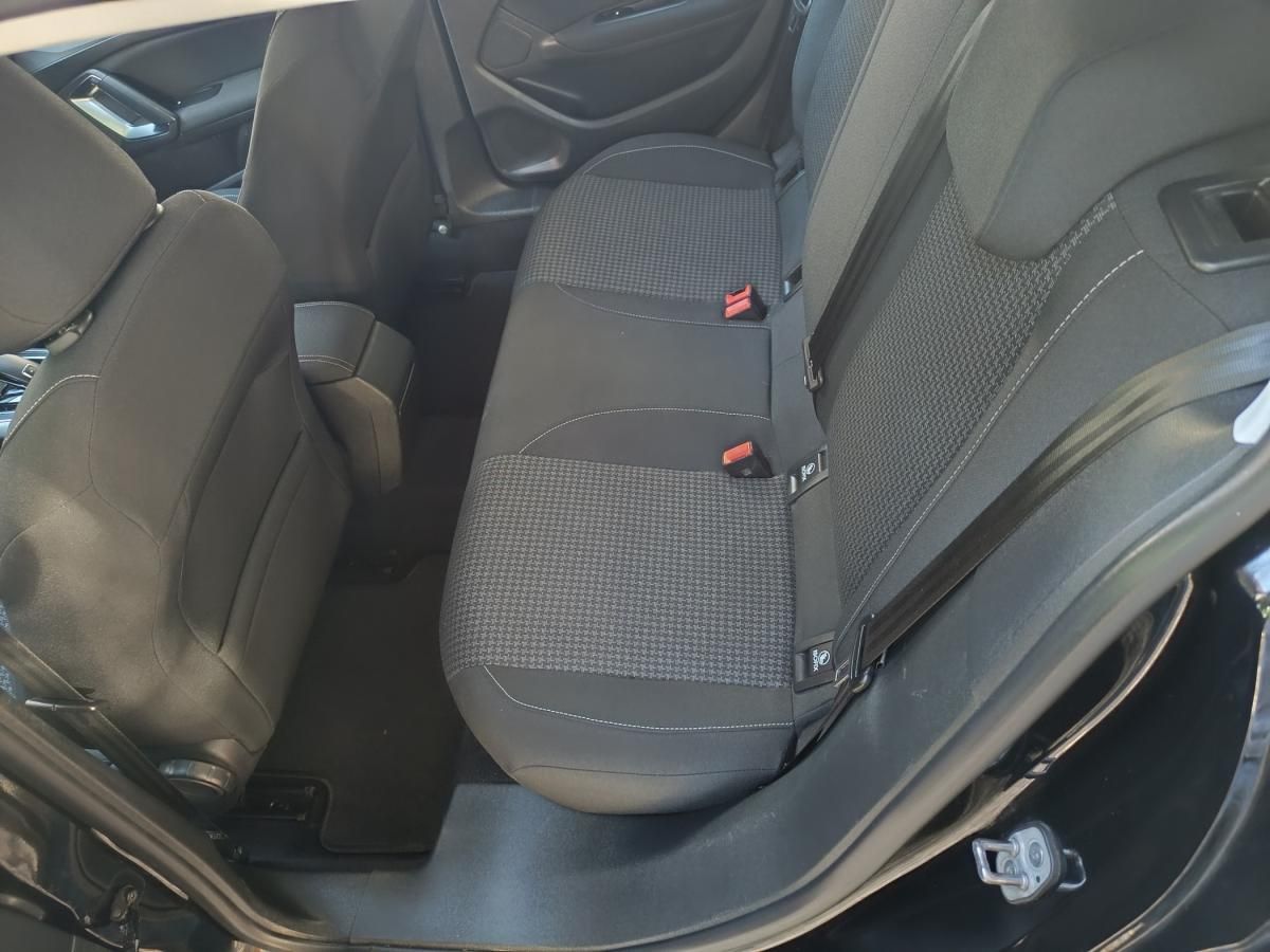 peugeot-308-2021-gasolina-1199cc