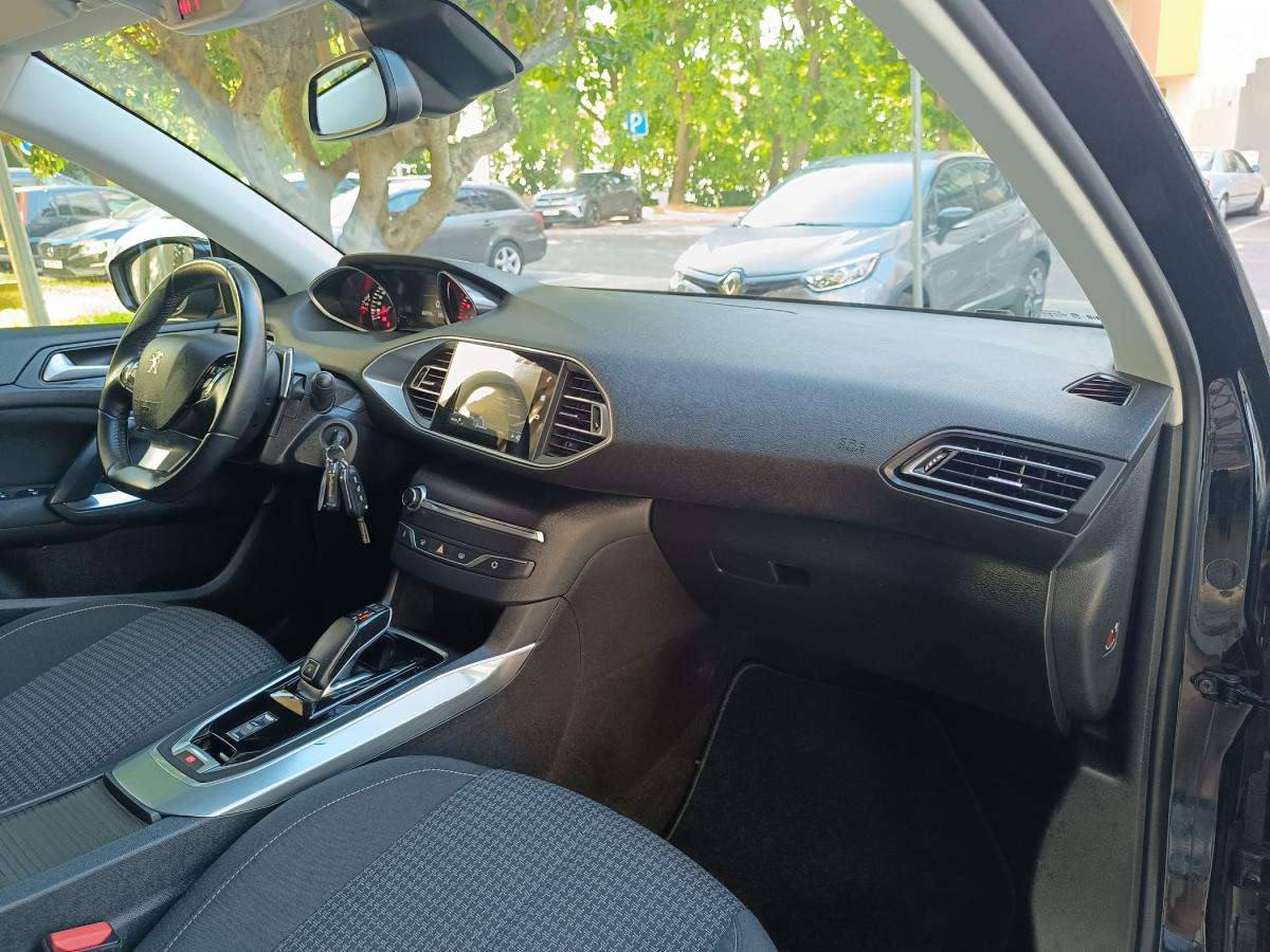 peugeot-308-2021-gasolina-1199cc
