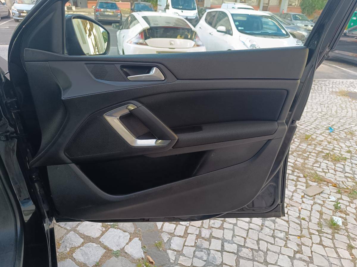 peugeot-308-2021-gasolina-1199cc