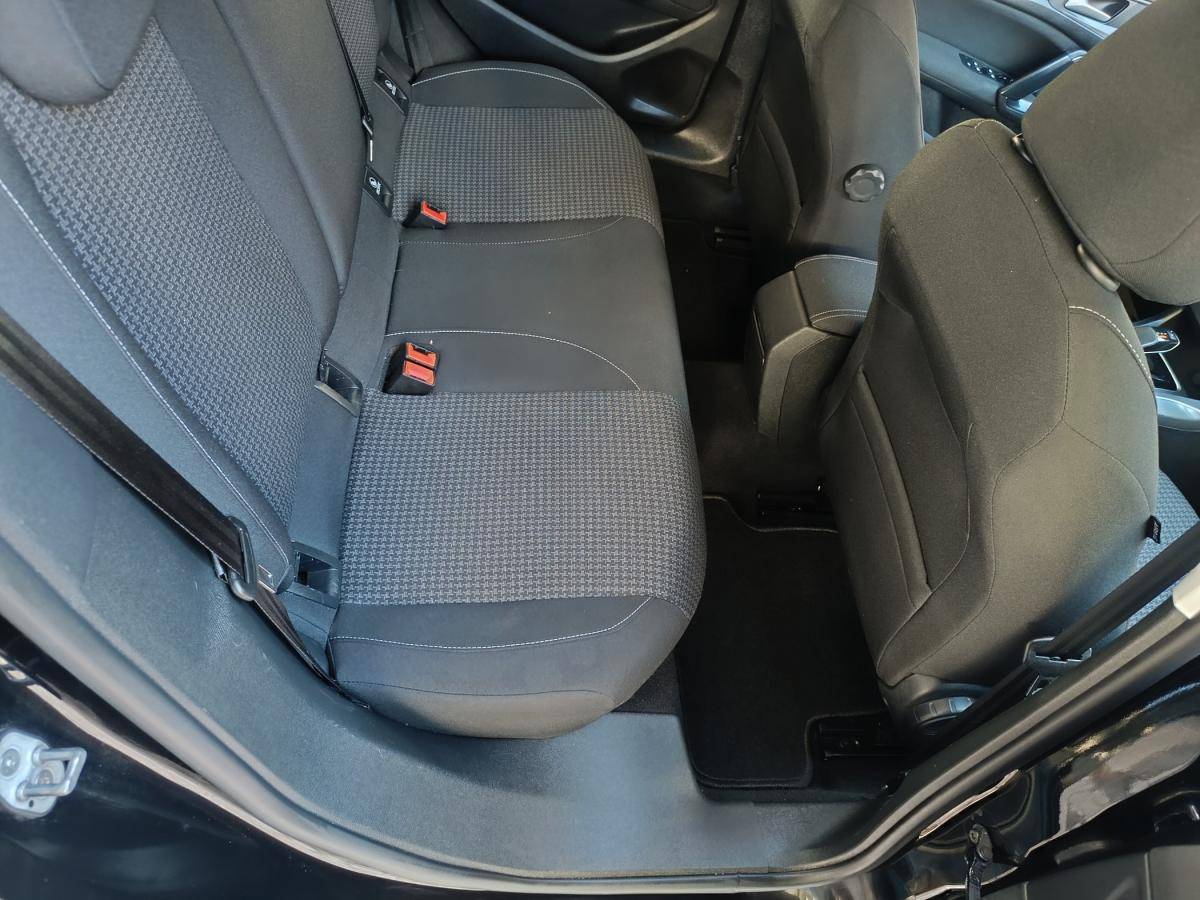 peugeot-308-2021-gasolina-1199cc