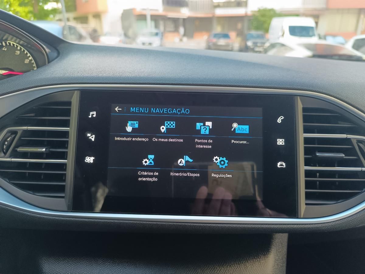 peugeot-308-2021-gasolina-1199cc