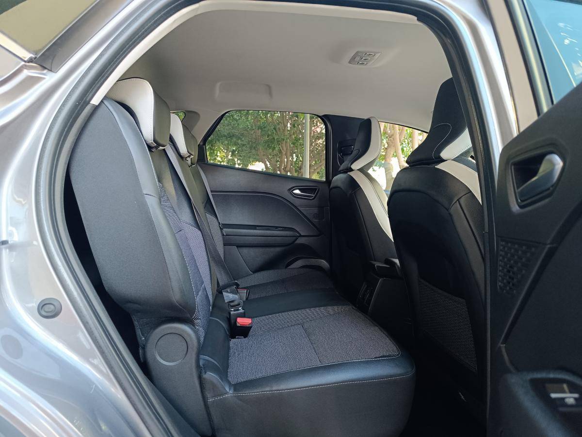 renault-captur-2021-hibrido-a-gasolina-1598cc