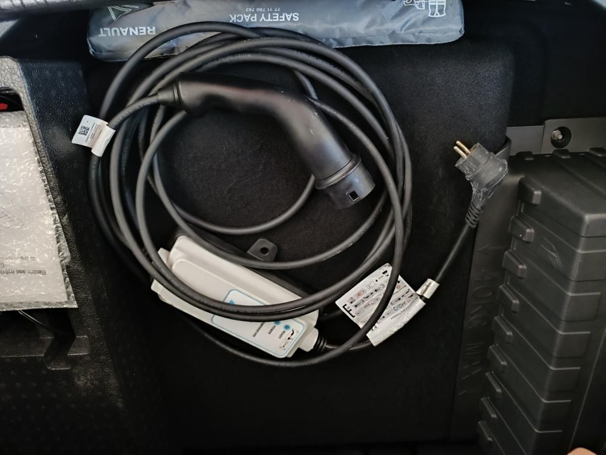 renault-captur-2021-hibrido-a-gasolina-1598cc