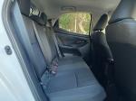 toyota-yaris-2022-hibrido-a-gasolina-1490cc