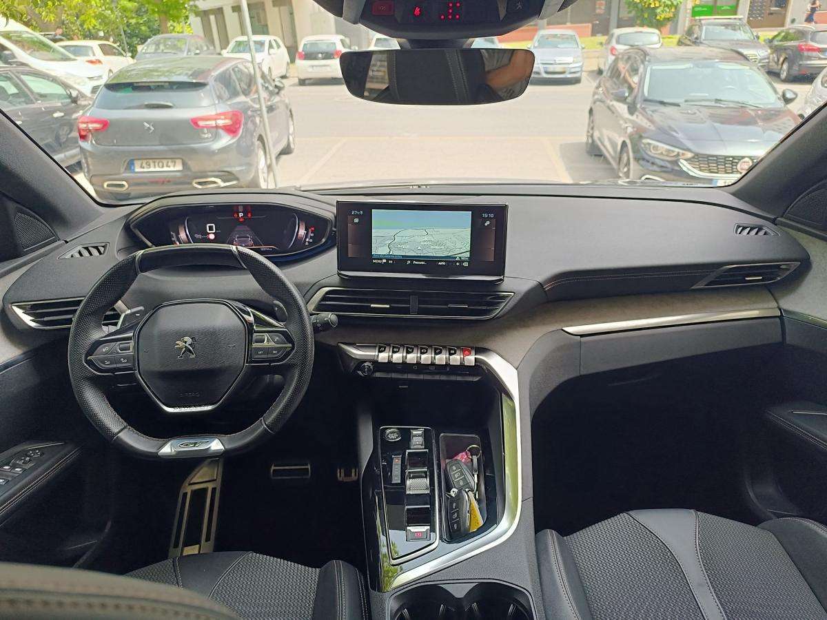 peugeot-5008-2023-gasolina-1199cc