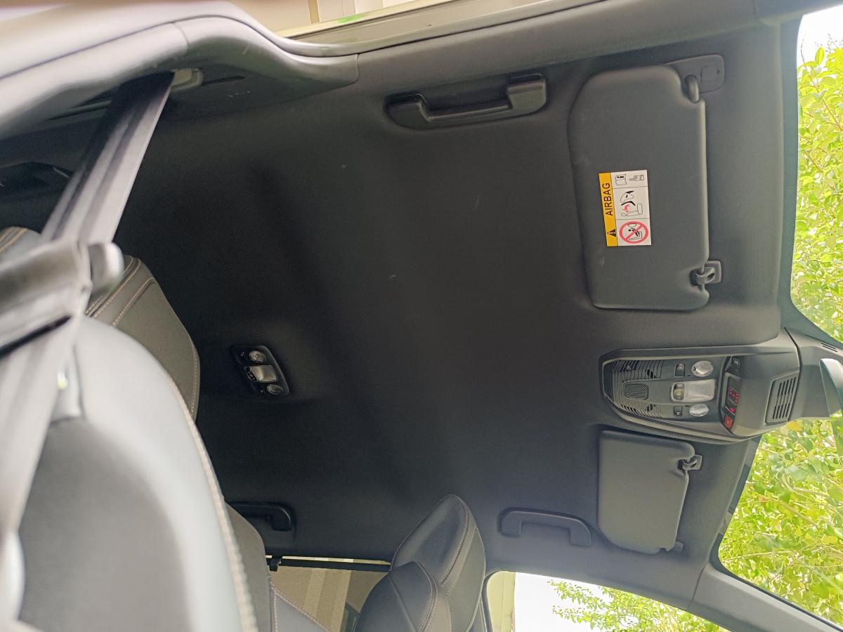 peugeot-5008-2023-gasolina-1199cc