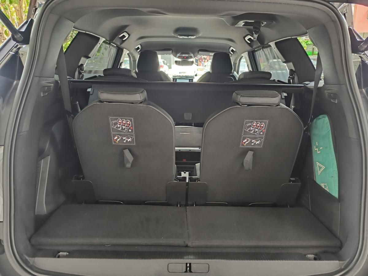 peugeot-5008-2023-gasolina-1199cc