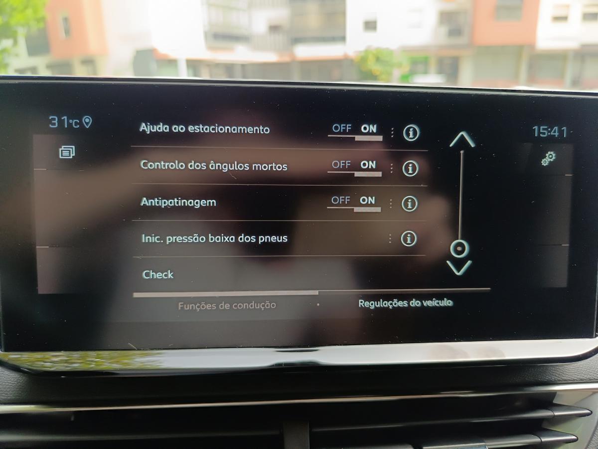 peugeot-5008-2023-gasolina-1199cc
