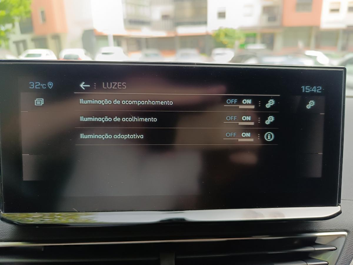 peugeot-5008-2023-gasolina-1199cc