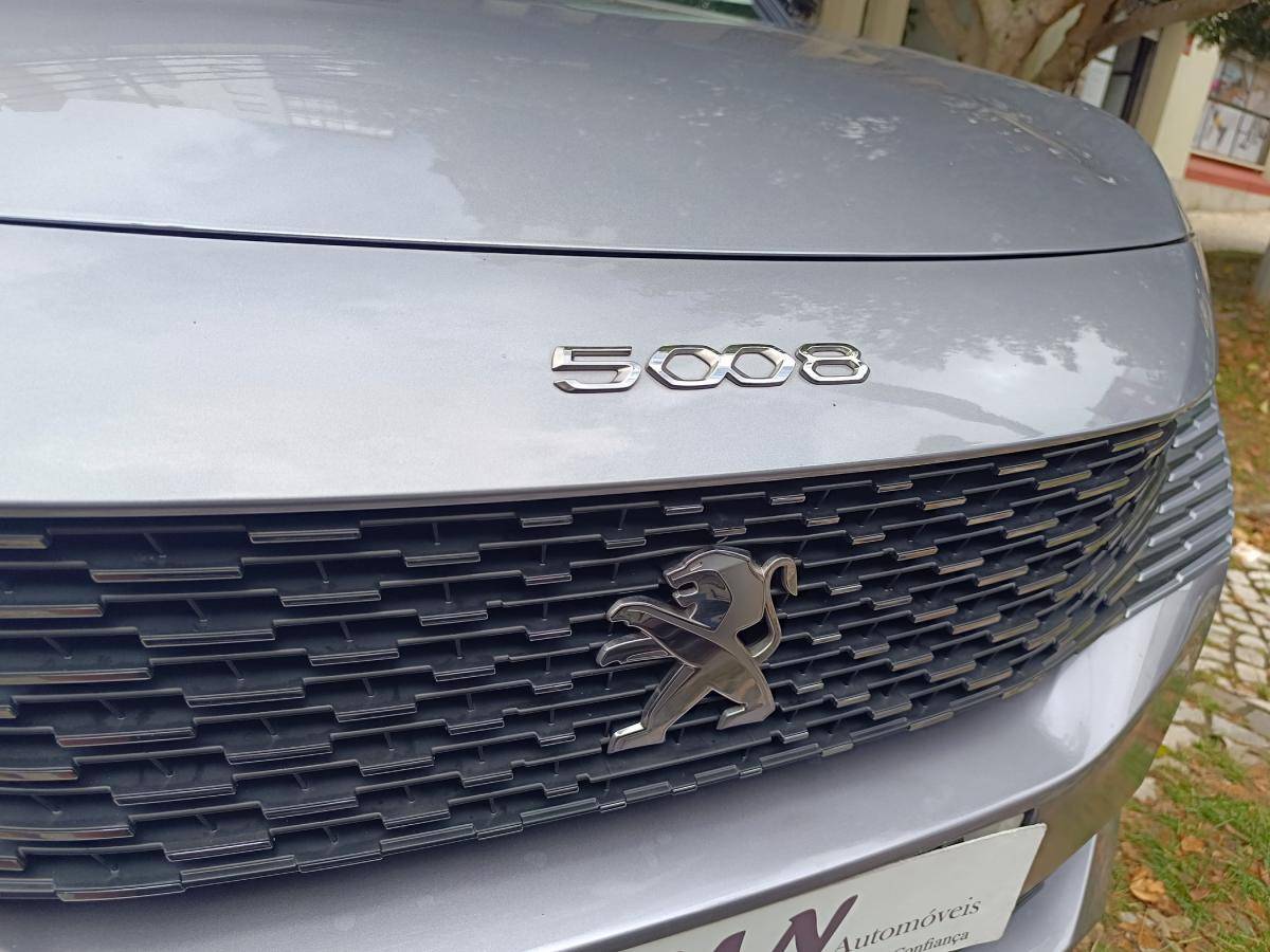 peugeot-5008-2022-gasolina-1199cc