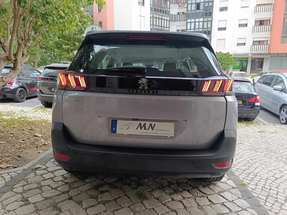 peugeot-5008-2022-gasolina-1199cc