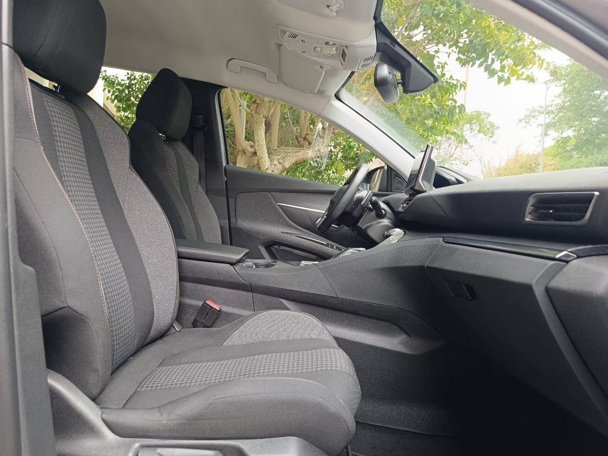 peugeot-5008-2022-gasolina-1199cc