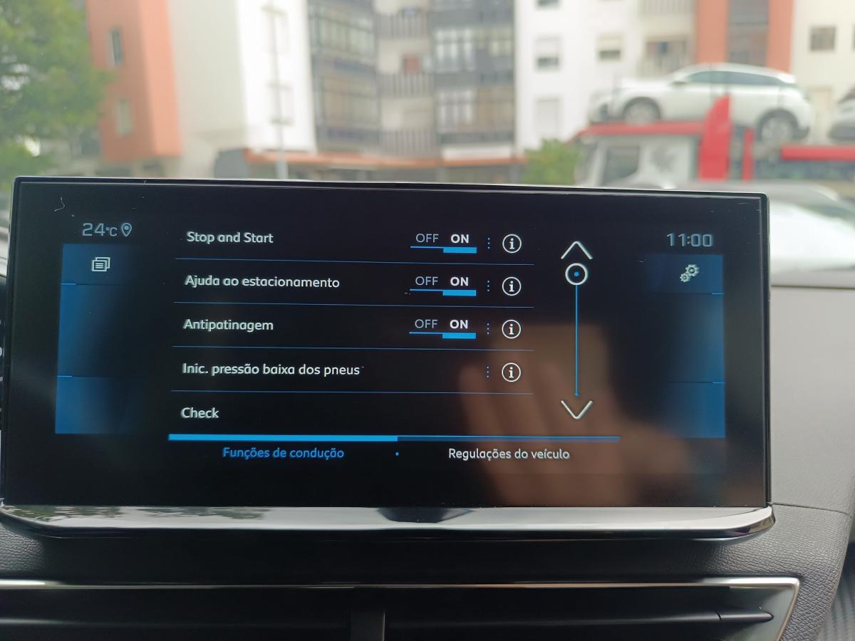 peugeot-5008-2022-gasolina-1199cc
