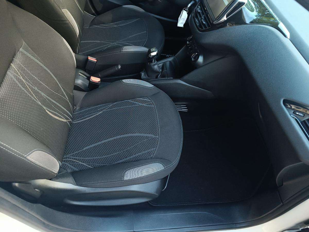 peugeot-208-2015-gasolina-1199cc