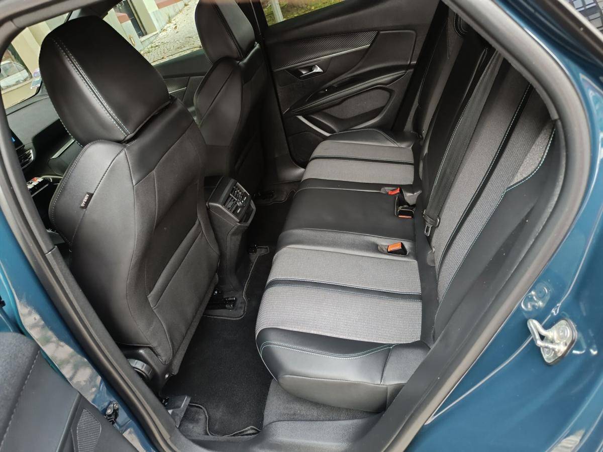 peugeot-3008-2023-gasolina-1199cc