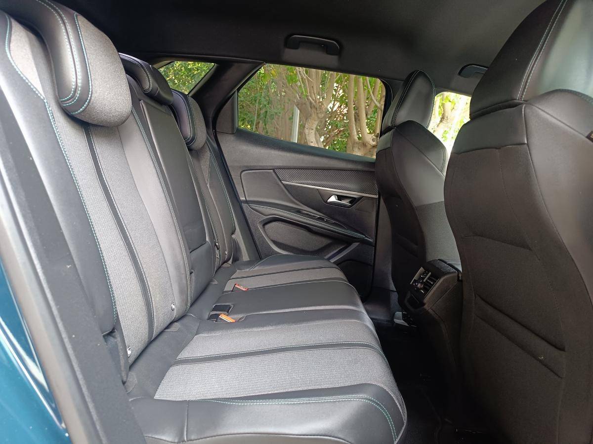 peugeot-3008-2023-gasolina-1199cc