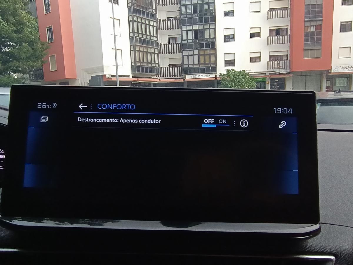 peugeot-3008-2023-gasolina-1199cc