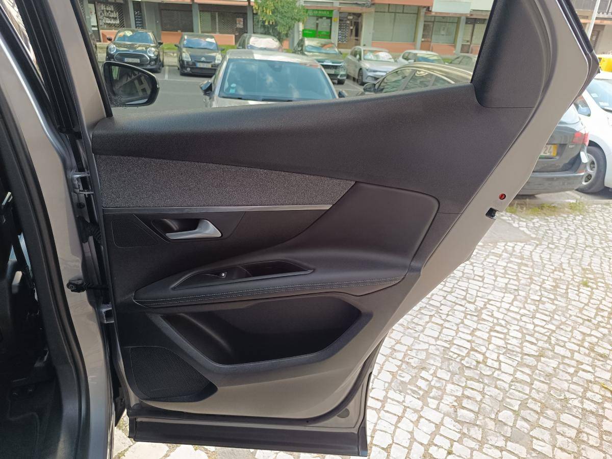 peugeot-3008-2021-gasolina-1199cc