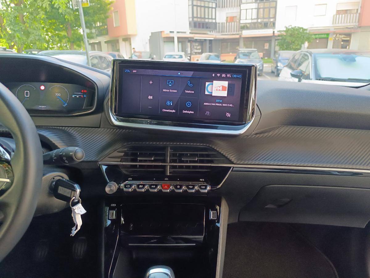 peugeot-2008-2023-gasolina-1199cc