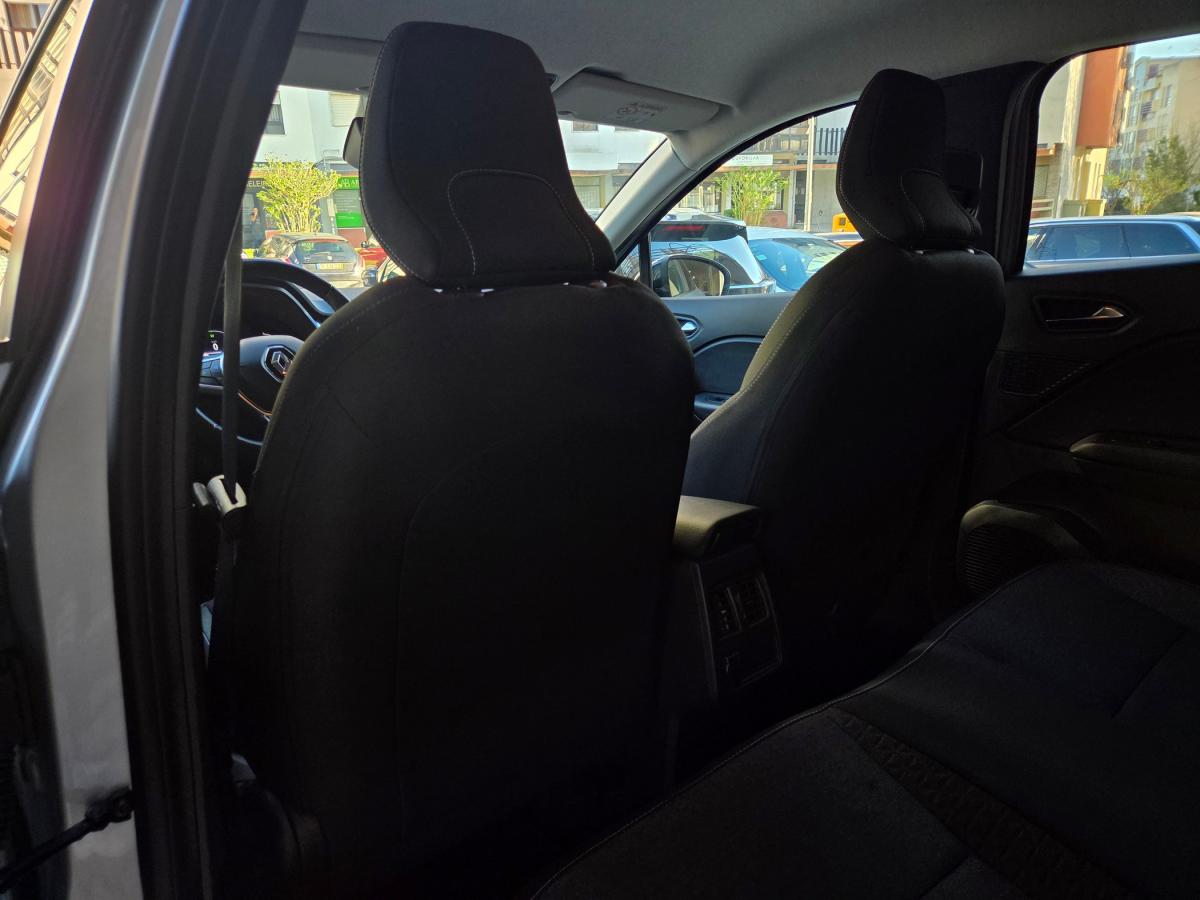 renault-captur-2023-hibrido-a-gasolina-1598cc