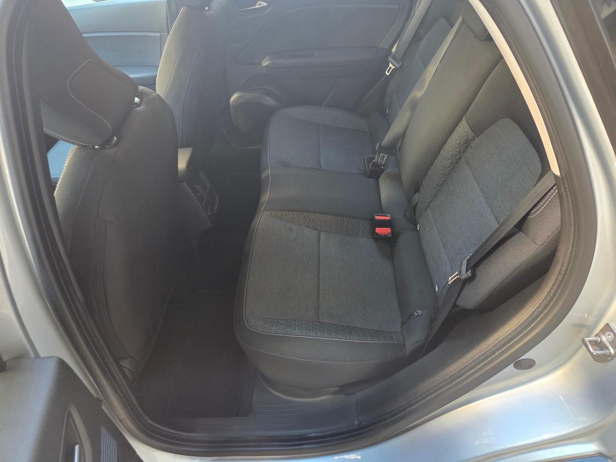 renault-captur-2023-hibrido-a-gasolina-1598cc