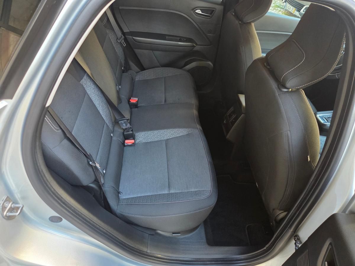 renault-captur-2023-hibrido-a-gasolina-1598cc