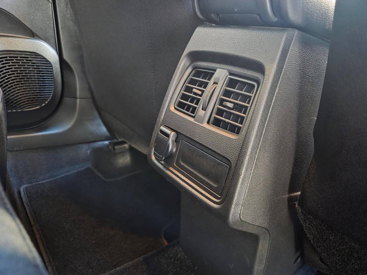 renault-captur-2023-hibrido-a-gasolina-1598cc