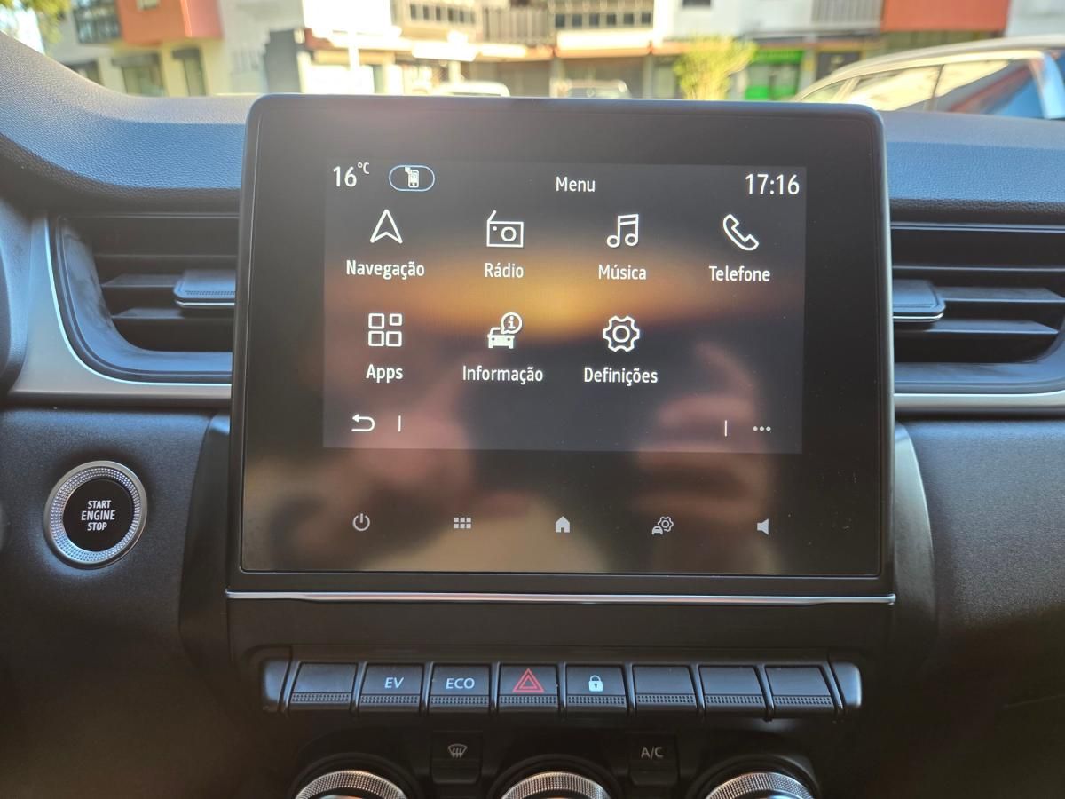 renault-captur-2023-hibrido-a-gasolina-1598cc