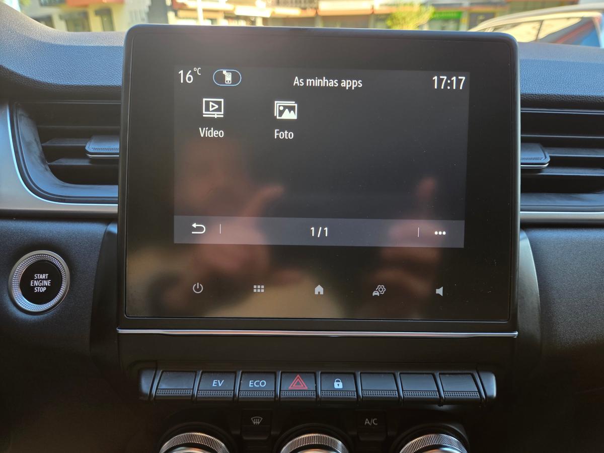 renault-captur-2023-hibrido-a-gasolina-1598cc