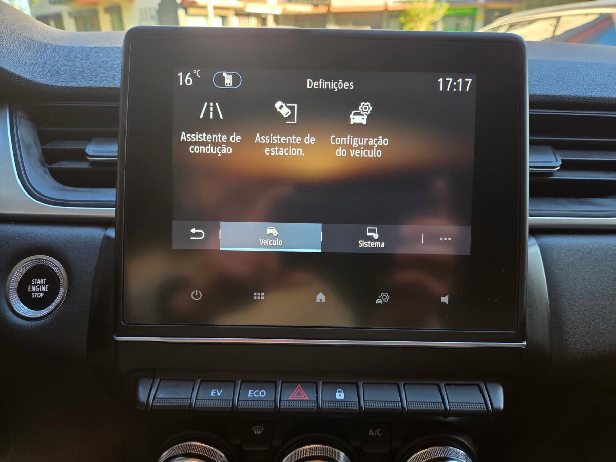 renault-captur-2023-hibrido-a-gasolina-1598cc