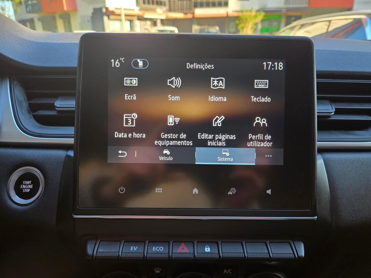 renault-captur-2023-hibrido-a-gasolina-1598cc