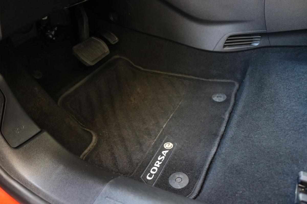 opel-corsa-2020-eletrico-500cc